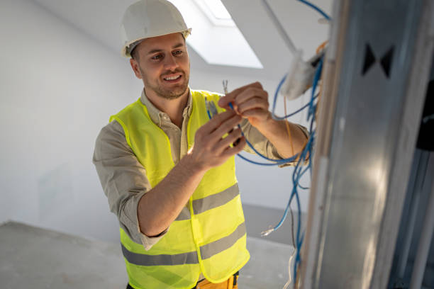 Best Circuit Breaker Repair  in Fredonia, NY